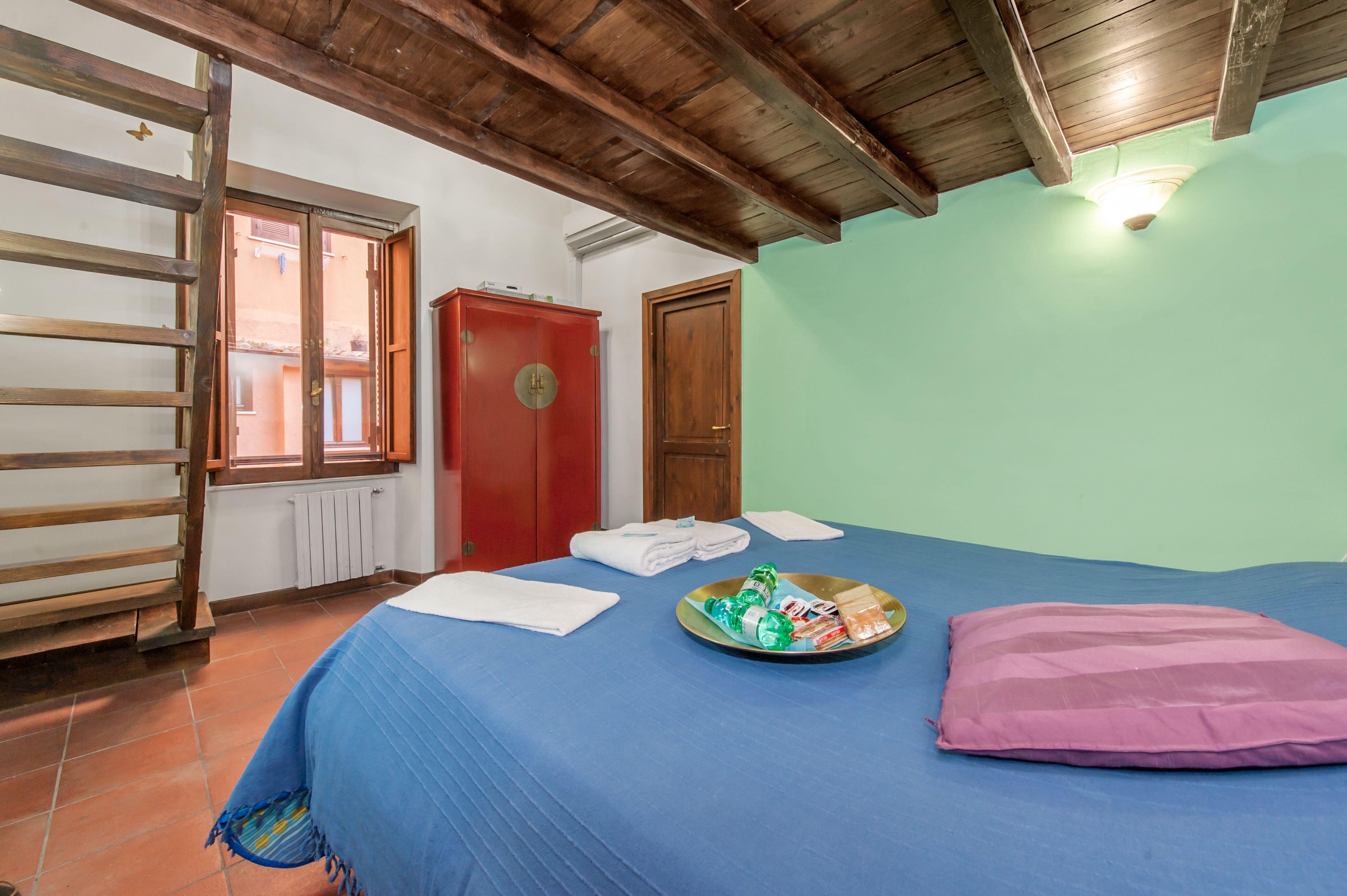 Soggiornare vicino al Colosseo: 4 Hotel per Famiglie a Confronto