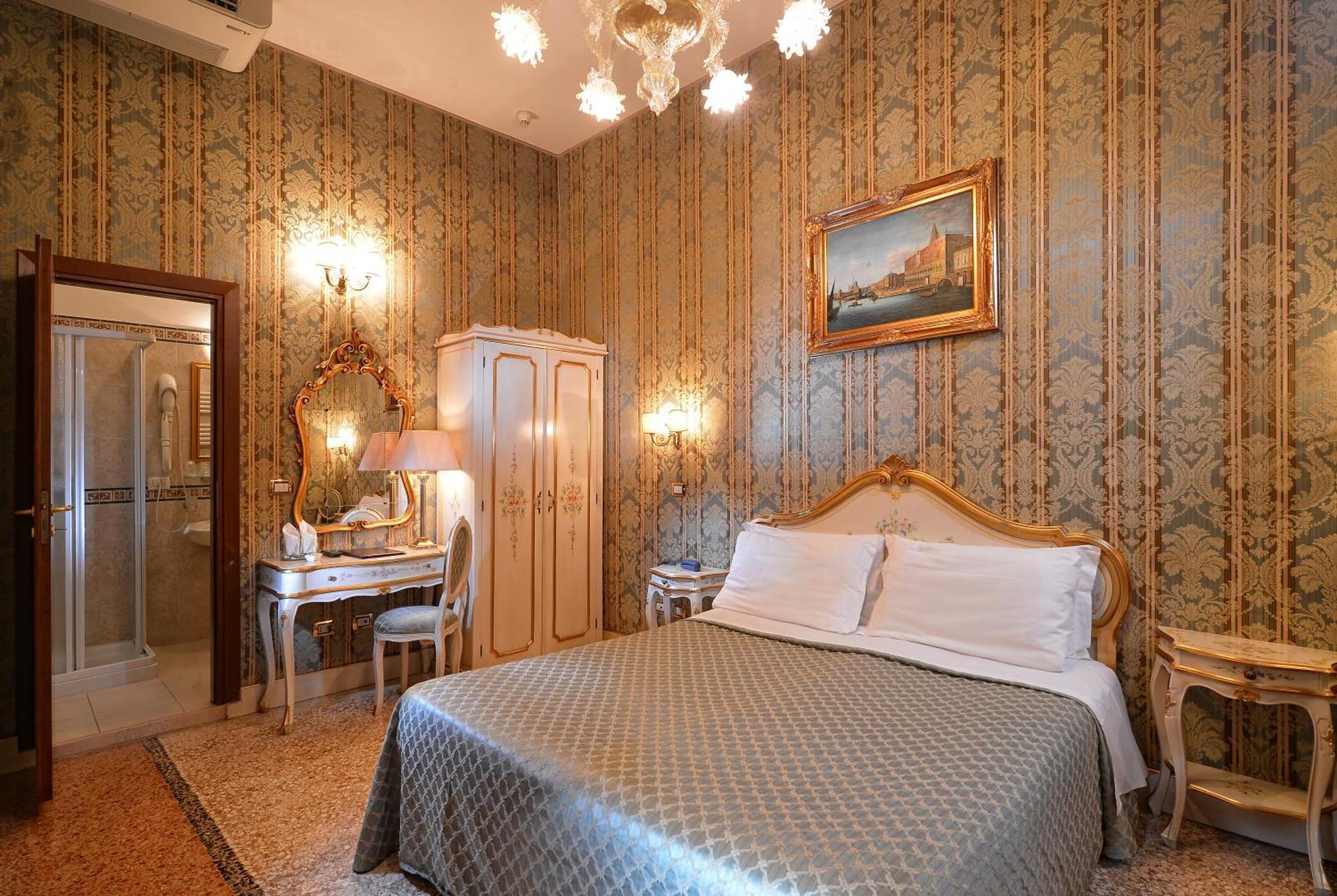 4 Hotel 3 Stelle nel Centro di Venezia da Prenotare
