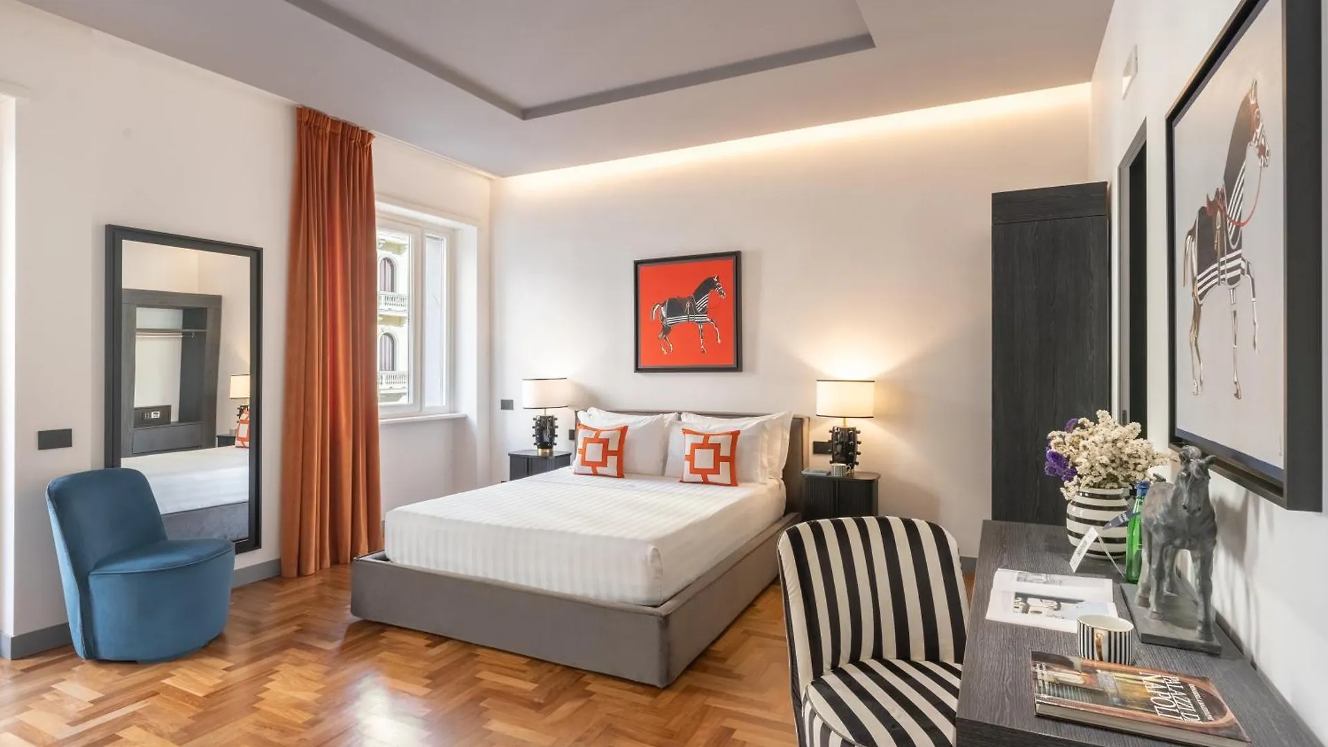 4 Hotel 4 Stelle sul Lungomare Caracciolo da Prenotare